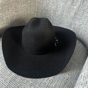 Black Seratelli Felt Cowboy Hat
